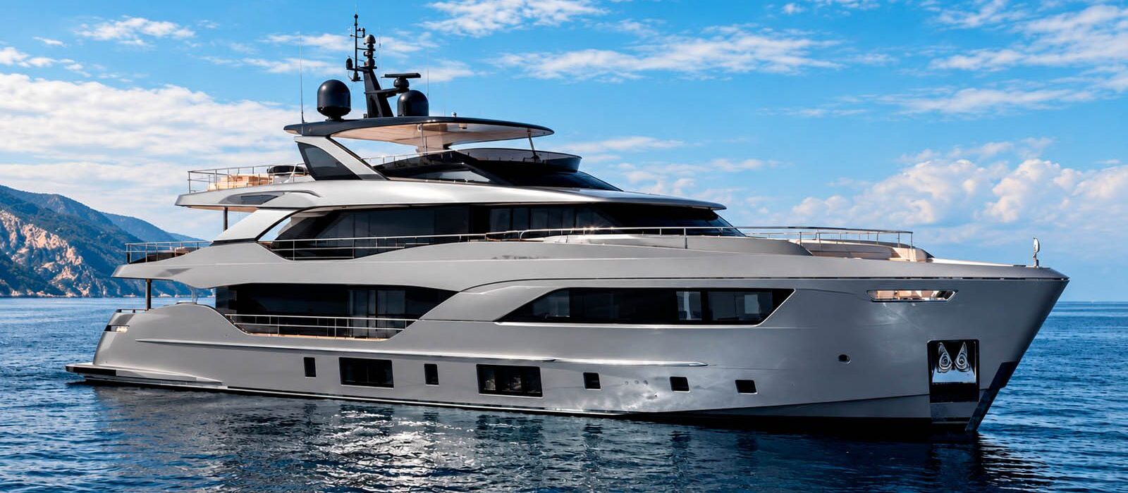 Benetti Oasis 40M